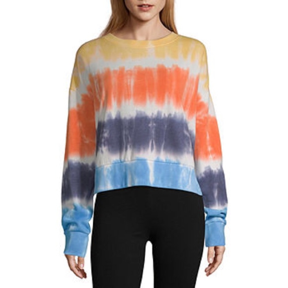 FlirtitudeACTIVE •Sweatshirt•Crew-neck•Long-sleeve
